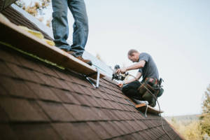 Local Roofers in Risinger Woods, LA